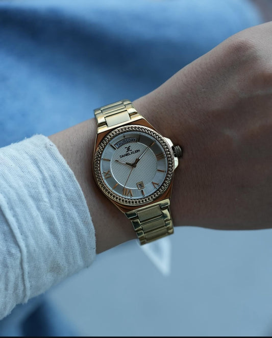 Daniel Klein Woman